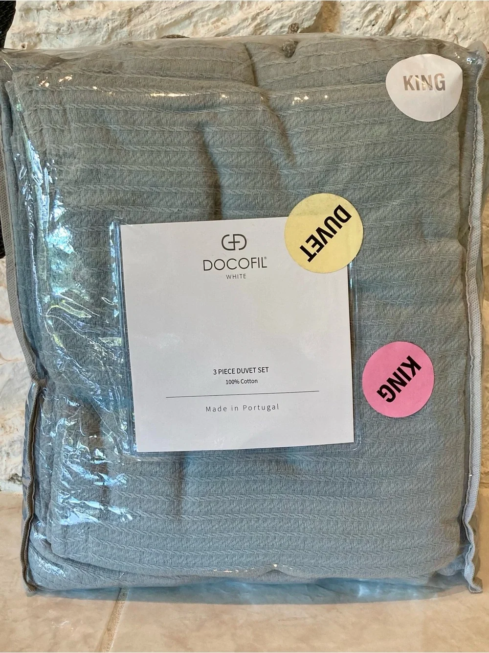 NWT and packaging- Docofil brand, made in Portugal three piece King duvet set